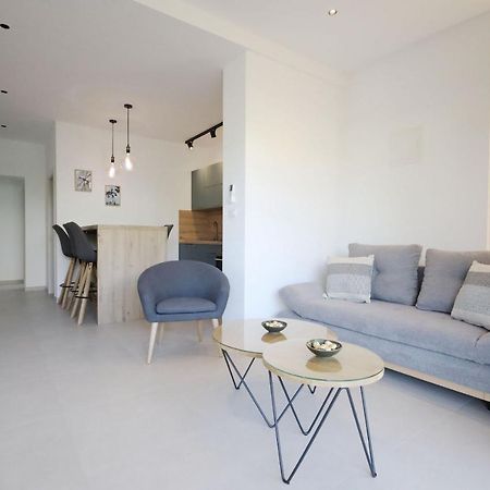 Apartments Maestral เมดูลิน ภายนอก รูปภาพ