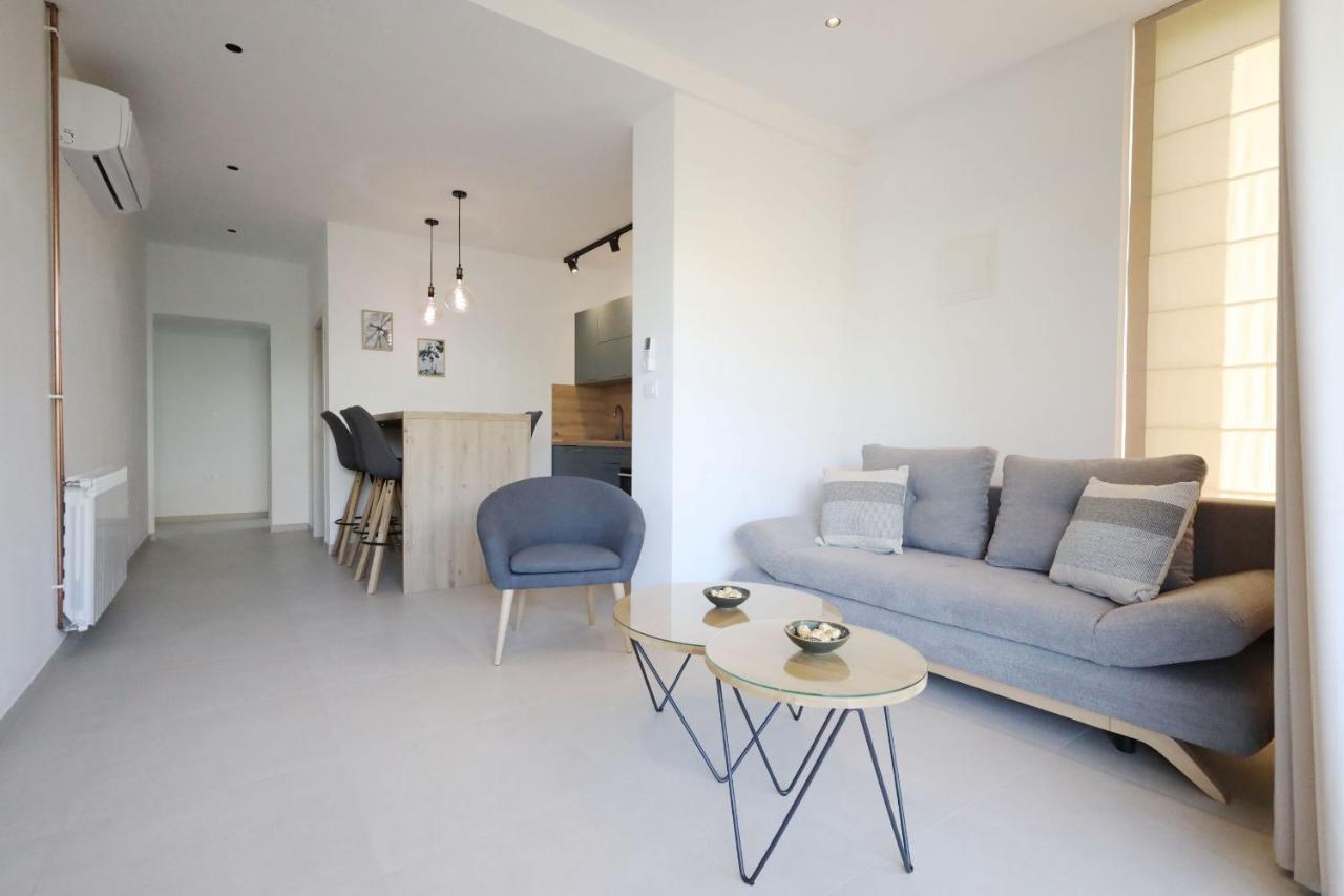 Apartments Maestral เมดูลิน ภายนอก รูปภาพ