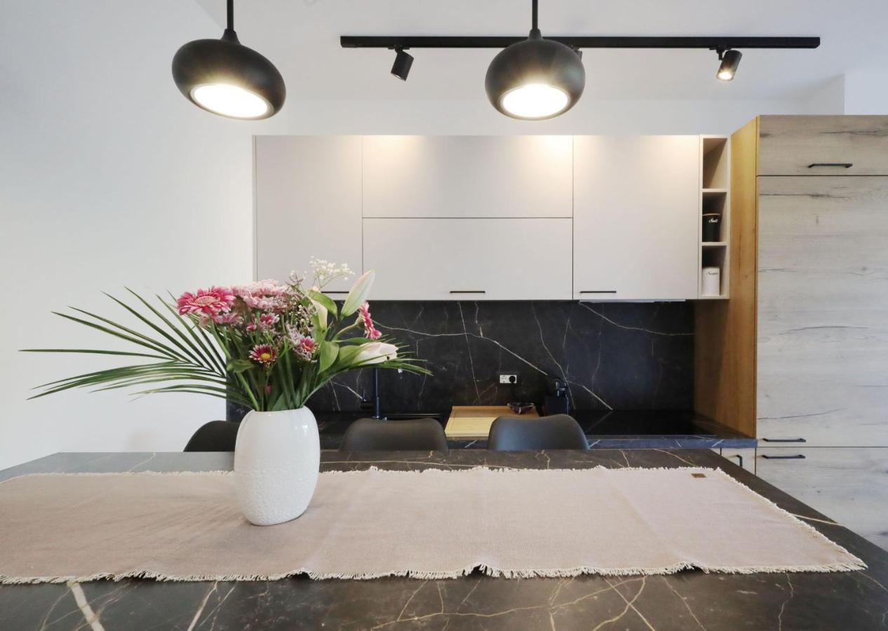 Apartments Maestral เมดูลิน ภายนอก รูปภาพ