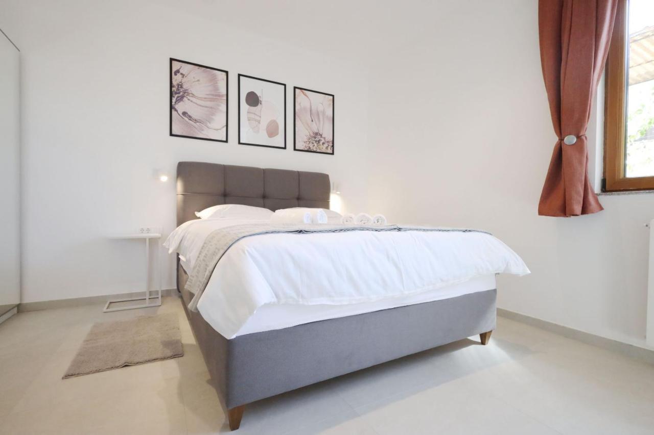 Apartments Maestral เมดูลิน ภายนอก รูปภาพ