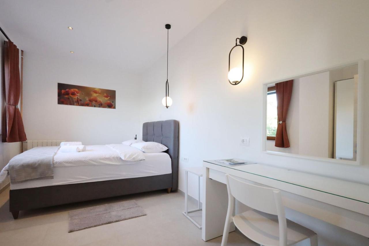 Apartments Maestral เมดูลิน ภายนอก รูปภาพ